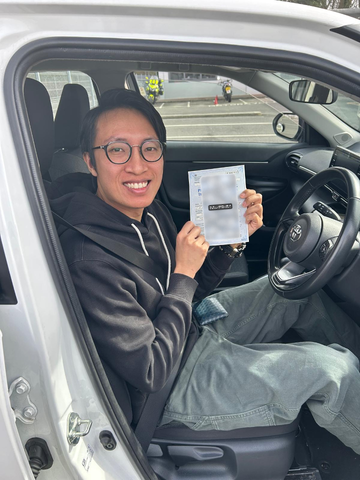 Passed learner holding a privacy-protected practical driving test certificate